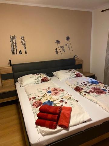 Zivahna Hisa Villa Sveti Jurij ob Scavnici ภายนอก รูปภาพ